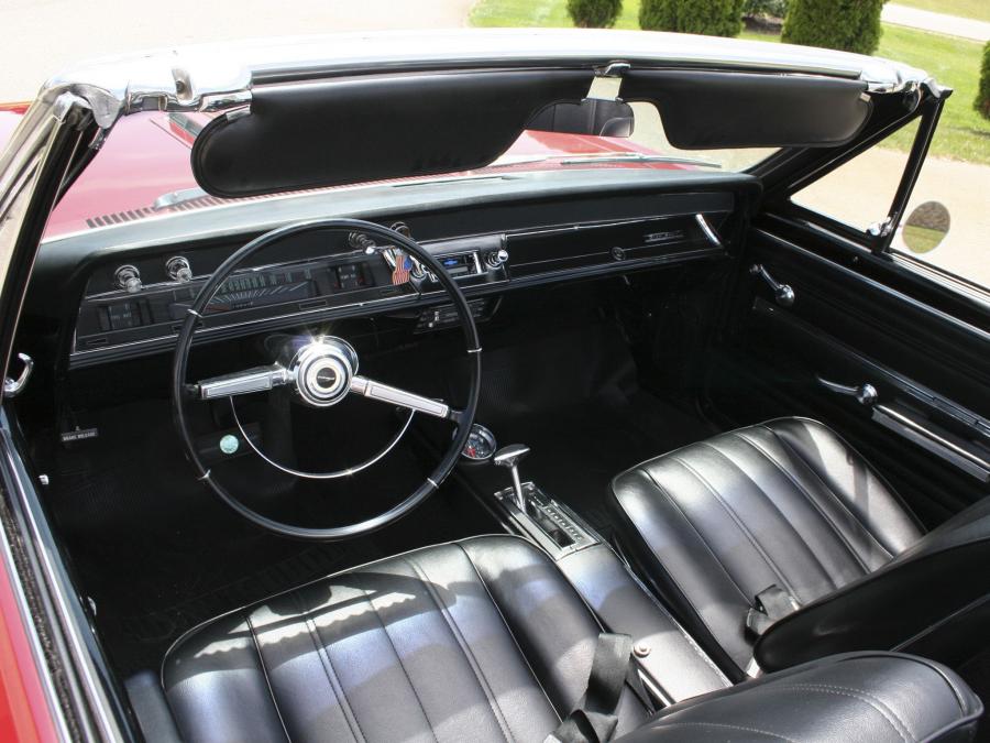  Chevrolet Chevelle SS 396 Convertible 1966 года  (фото 14 из 40)